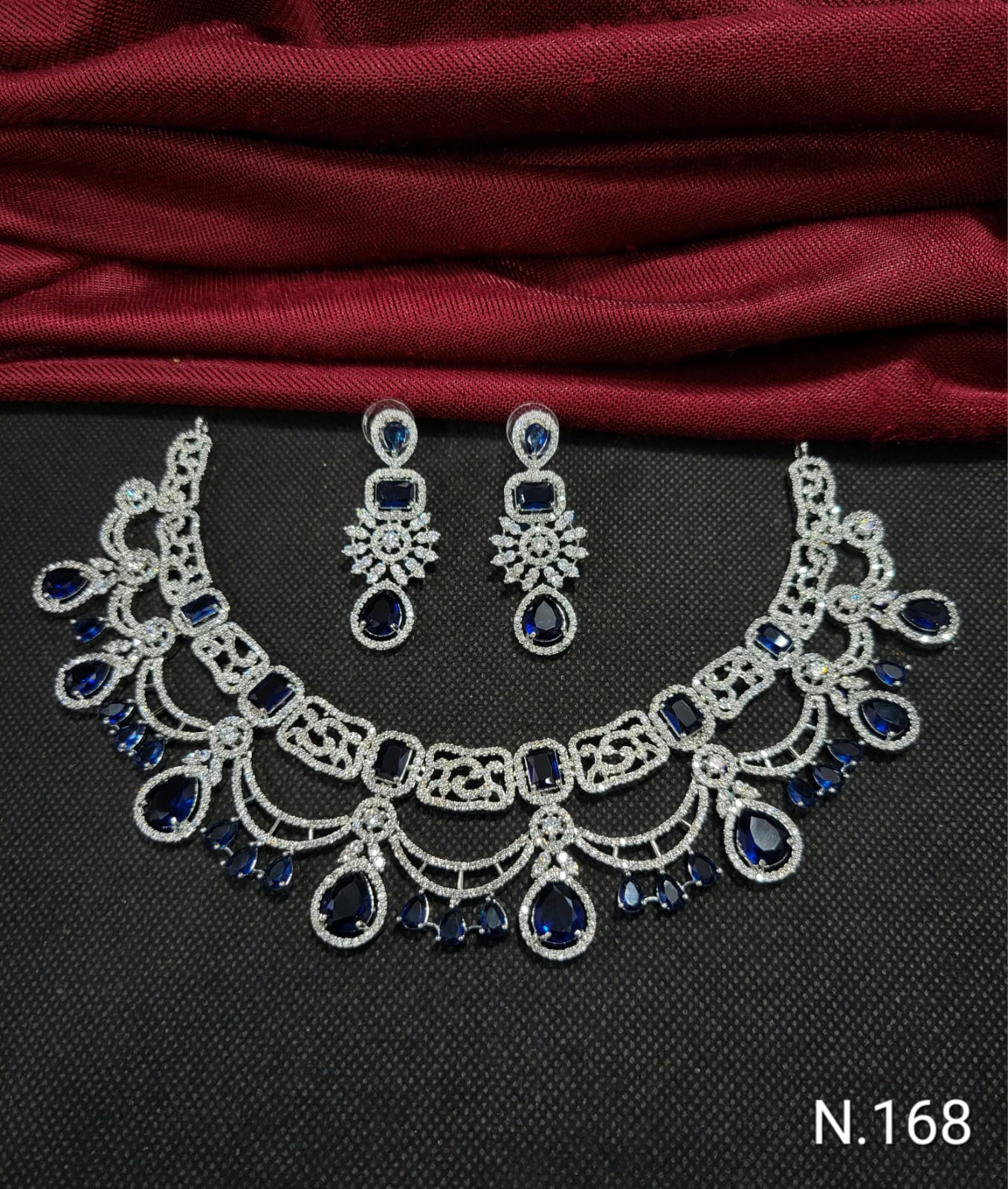 Fashionable American Diamond Silver Toned Studded Jewellery Set With earring Necklace Set