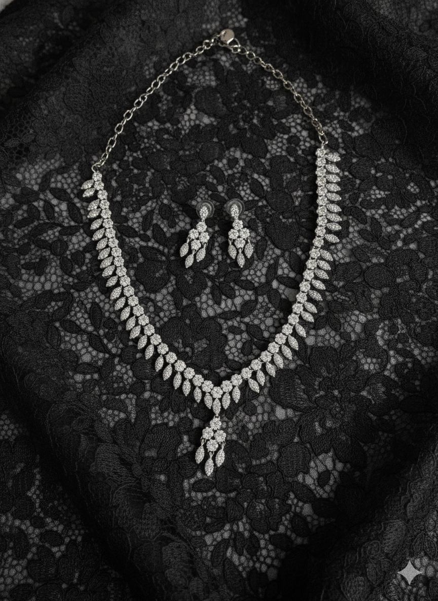 Refined White Stone Fringe Design Necklace Set