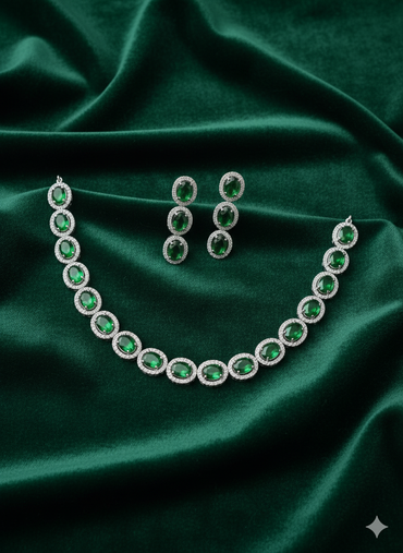 Emerald Classic Oval Green & White Necklace Set