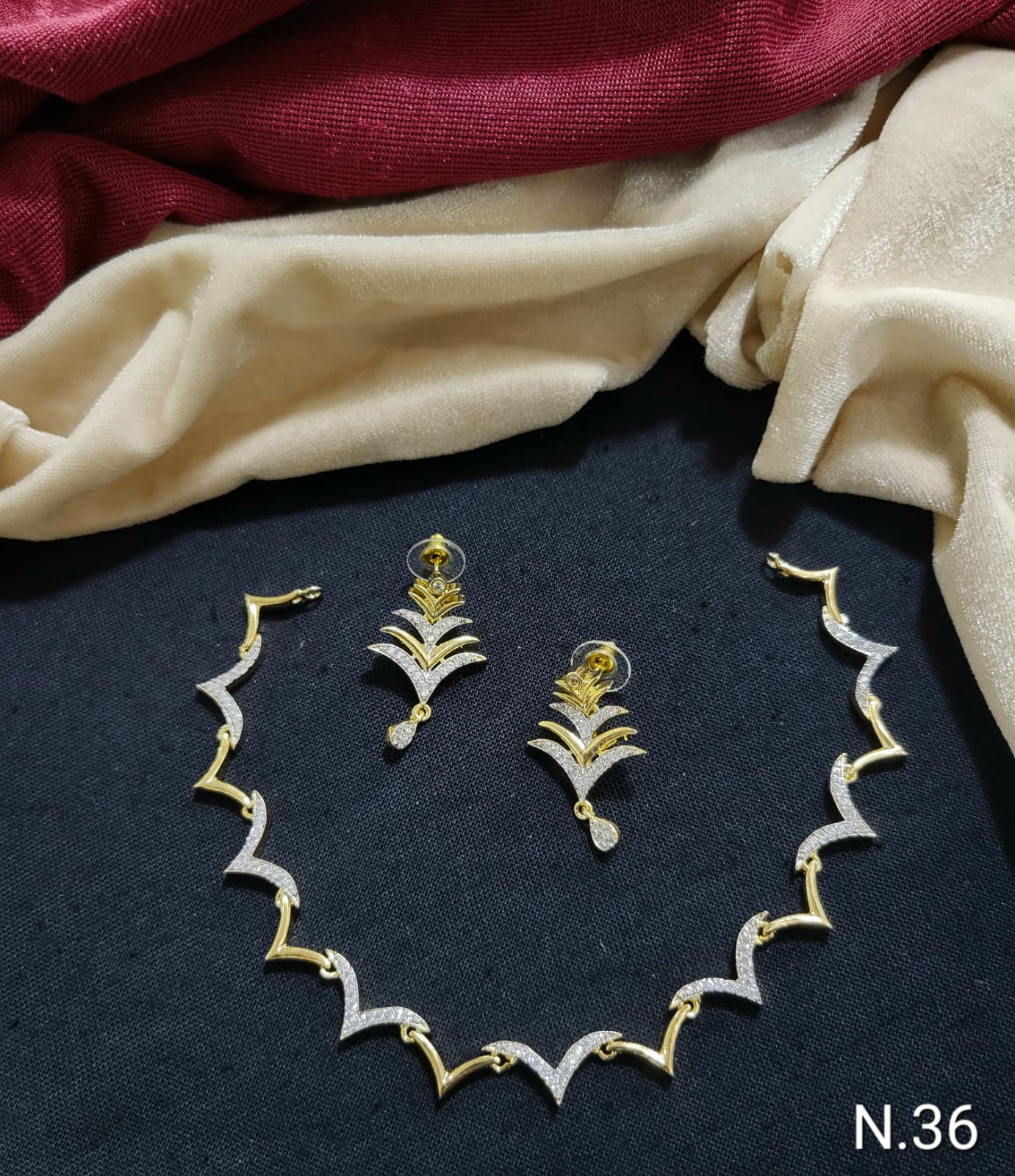 Chic Wave Pattern Gold Plated AD Choker Set