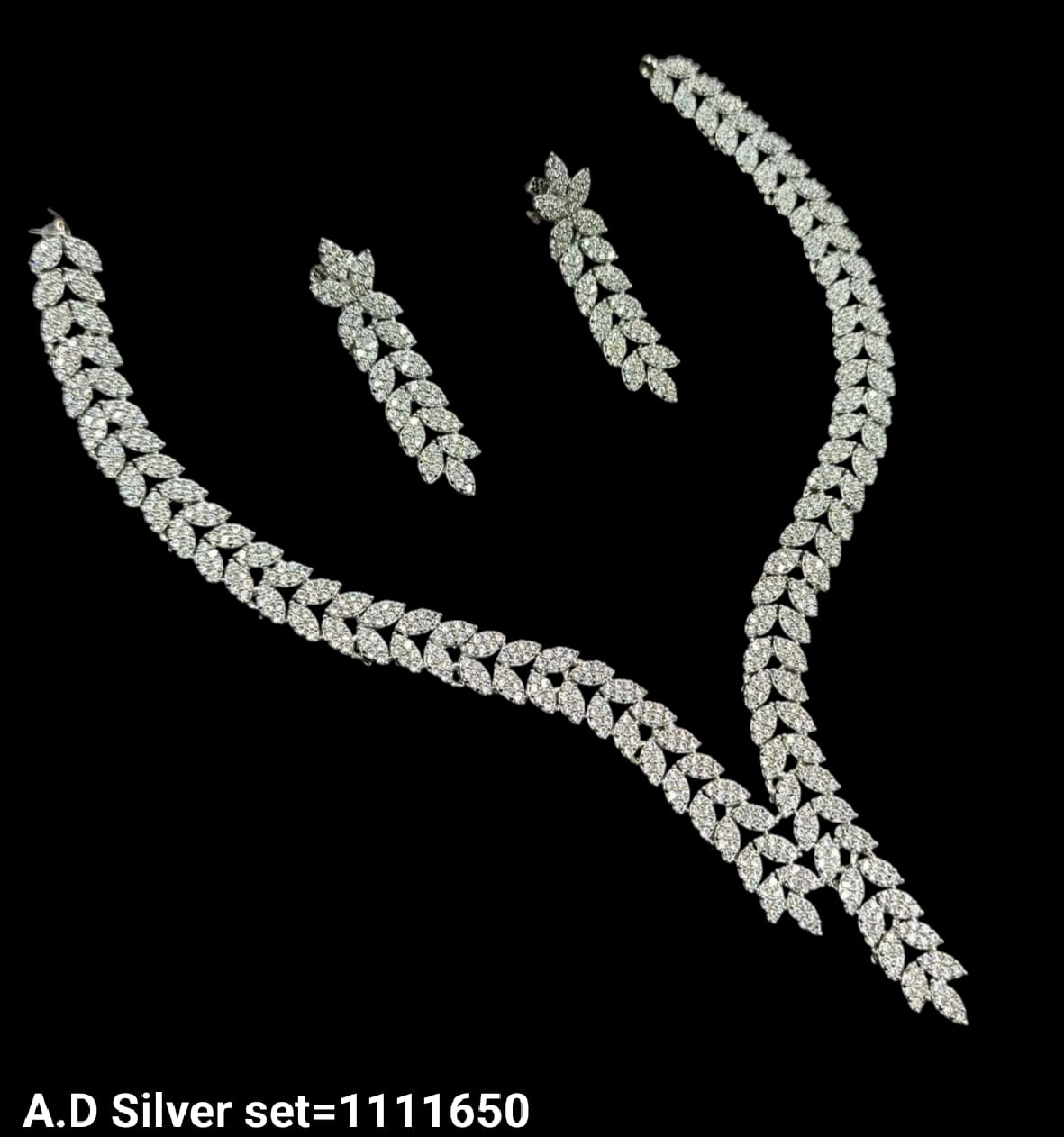 American Diamond Studded Necklace Set