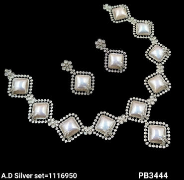 American Diamond Studded Necklace Set