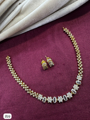 Elegant Floral Design Necklace and Stud Earring Set with Gemstone Accents