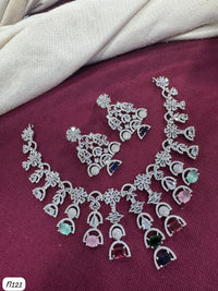 Elegant Statement Necklace and Earrings Set with Intricate Crystal Detailing - Lucentemarket