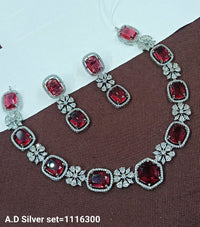 Elegant Silver Jewelry Set – Perfect for Special Occasions and Timeless Style