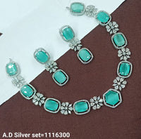 Elegant Silver Jewelry Set – Perfect for Special Occasions and Timeless Style