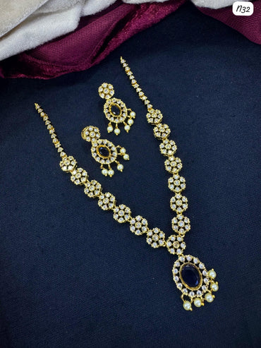 Kundan-Style AD Necklace and Earring Set with Stone and Pearl Detailing