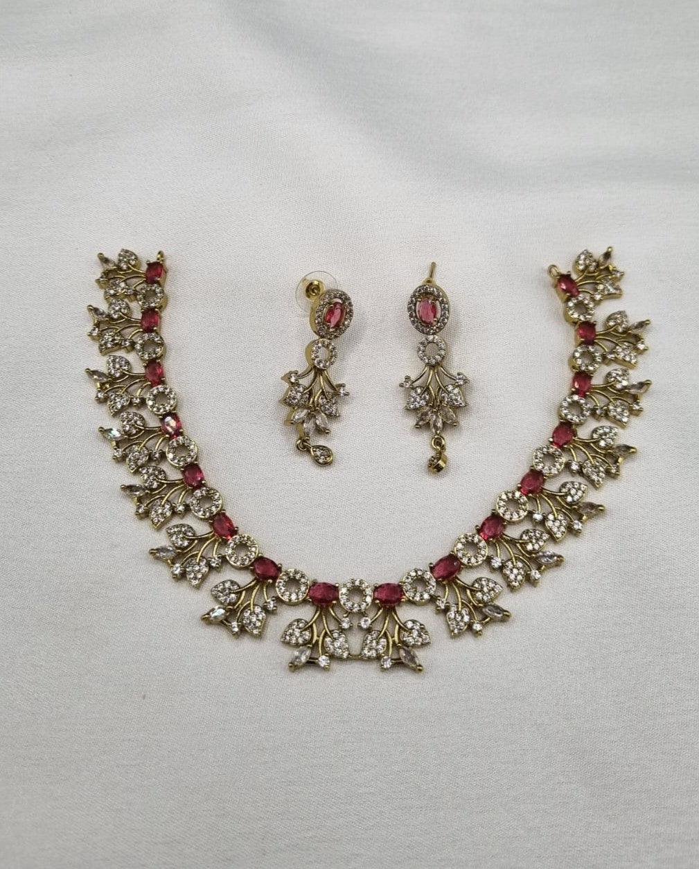 Elegant Green Marquise Stone Floral Choker Set with Matching Drop Earrings