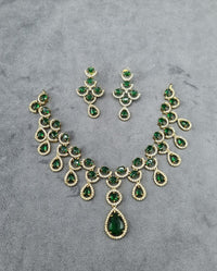 Imperial Emerald Green Pear-Drop Necklace Set