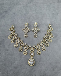 Imperial Emerald Green Pear-Drop Necklace Set