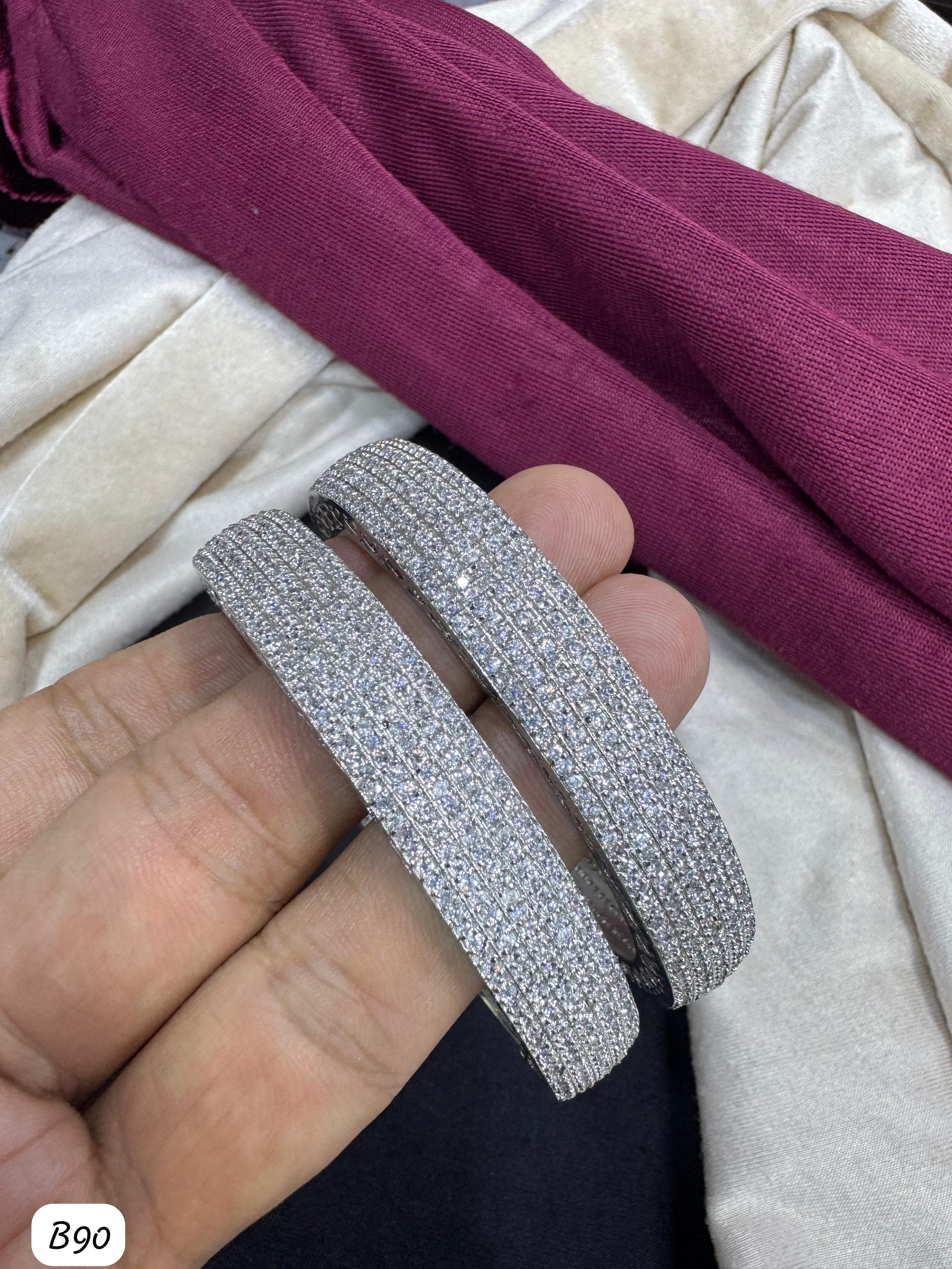Luxury Sparkling Crystal Bangles – Elegant & Timeless Bracelet Set
