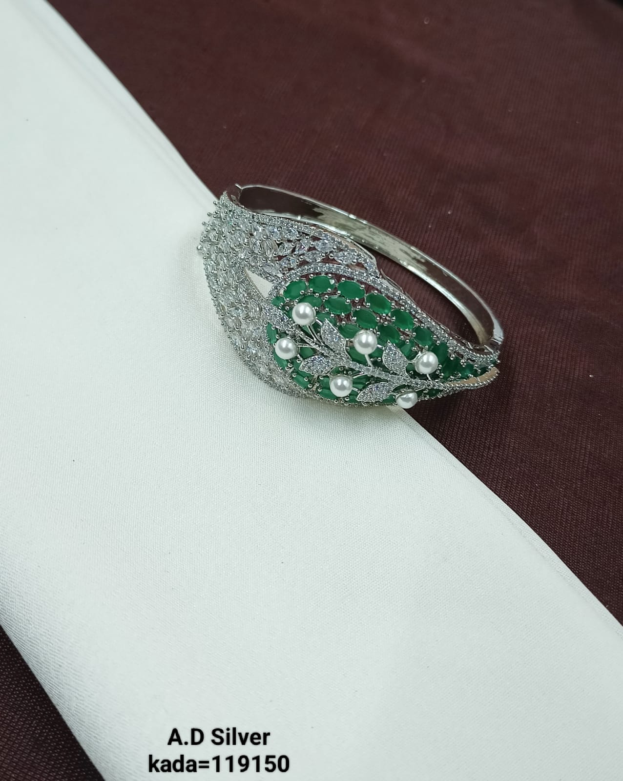 Floral Leaf Design AD Silver Bracelet with Green Stones & Pearls