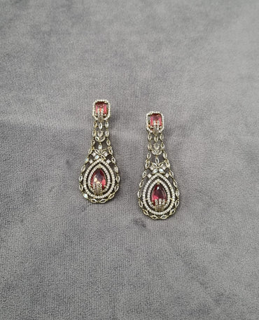 Royal Emerald & Gold Lace Drop Earrings
