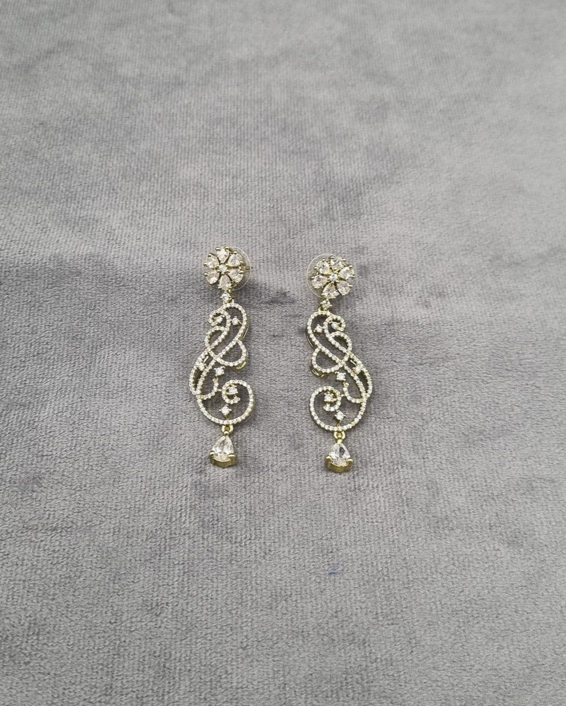 Emerald Green Floral Vine Drop Earrings