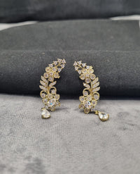 Golden Blossom Elegant Floral Vine Ear Crawlers