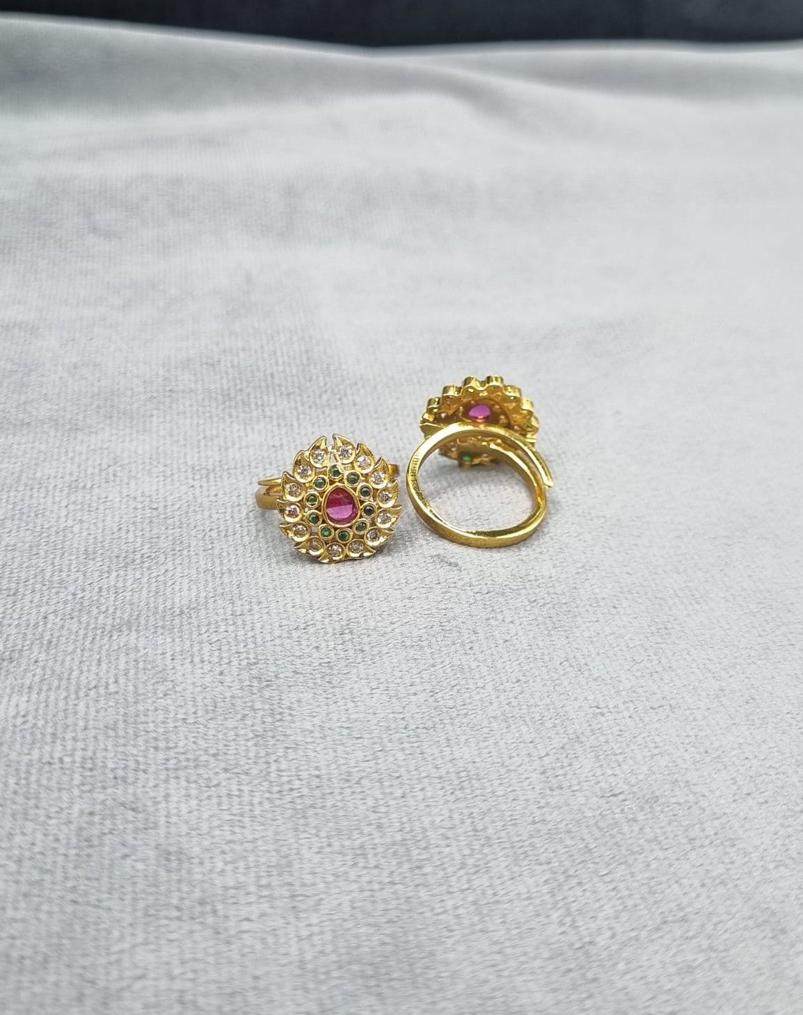 Gold-Tone Sunburst Adjustable Rings