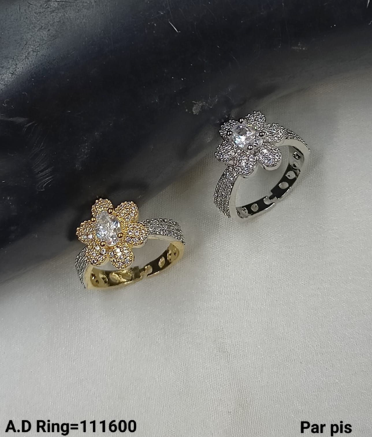 American Diamond Silver & Gold Plated Fashion Finger Ring Per Pieces