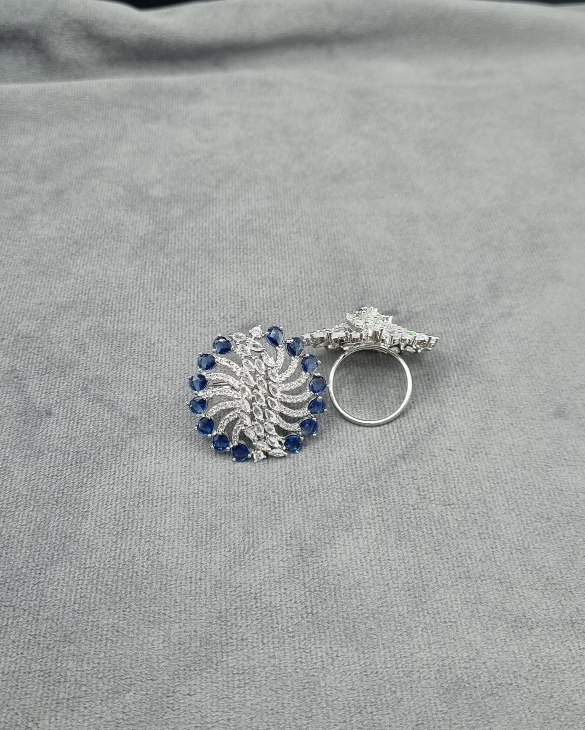 Art Deco Inspired Emerald Green Crystal Sunburst Ring