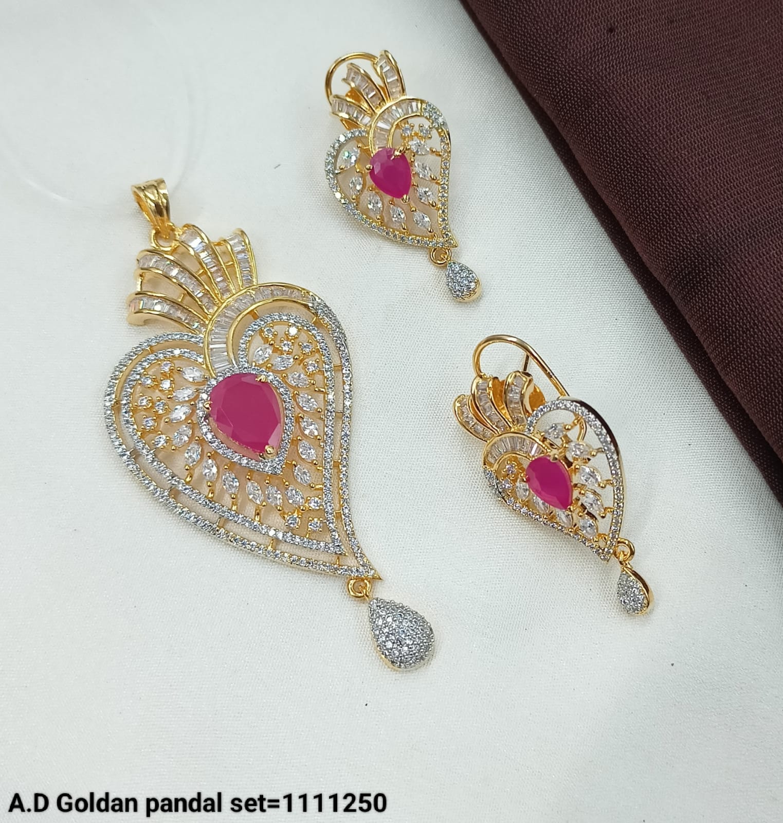 Floral Heart Pendant & Matching Earrings Set – AD Embellished