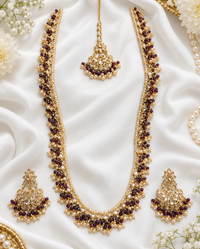 The Emerald Empress Long Pearl Set