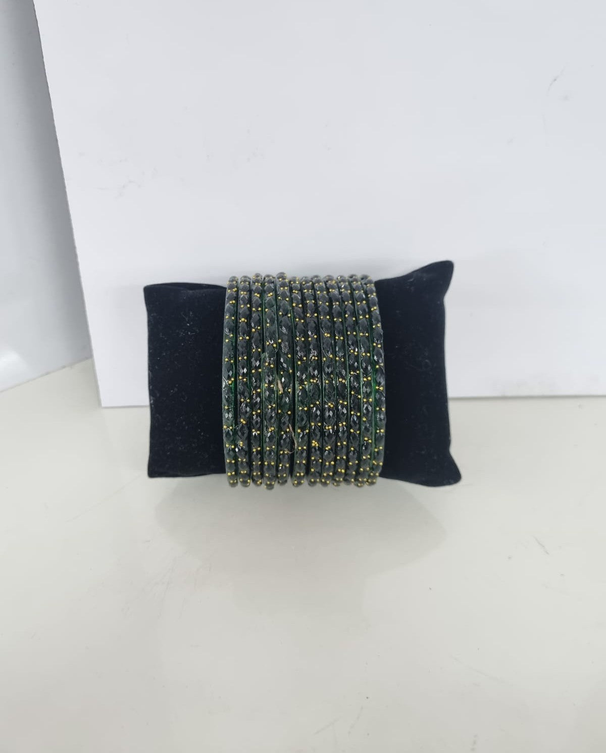 Sparkling Glass Bangles Set