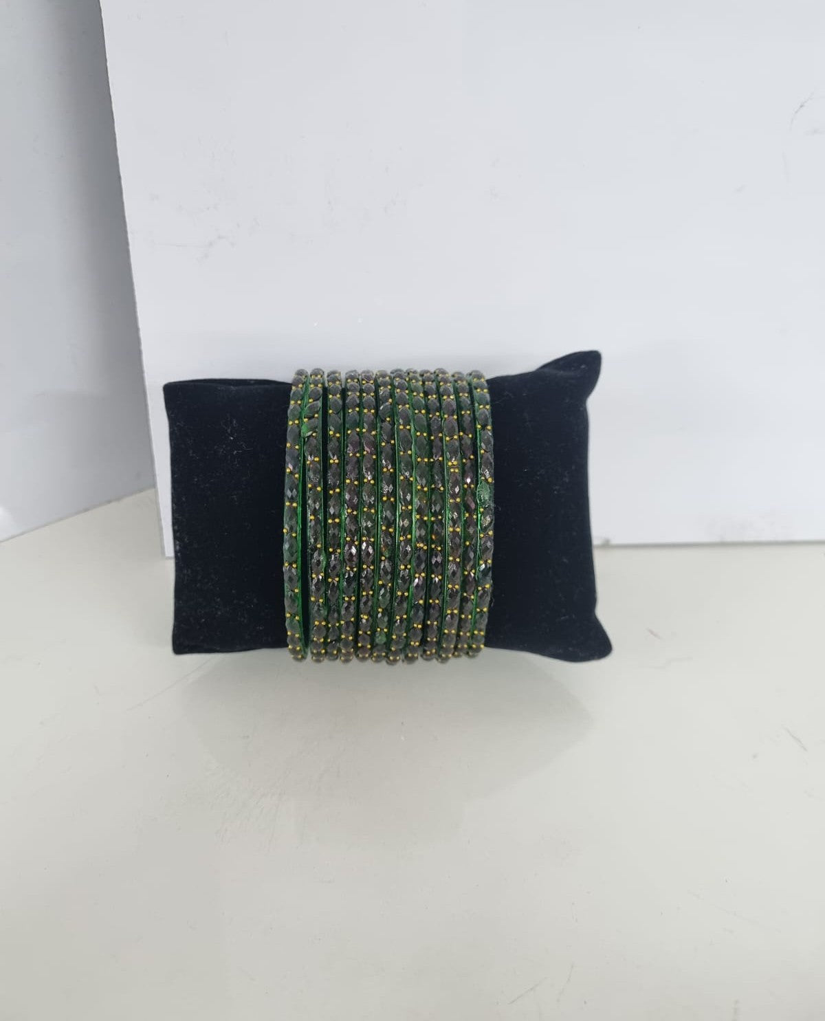 Sparkling Glass Bangles Set