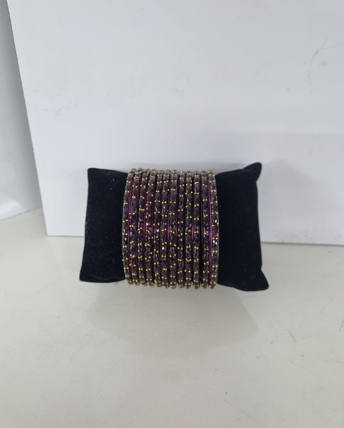 Sparkling Glass Bangles Set
