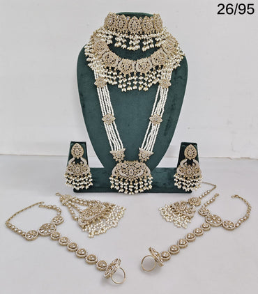 Elegant Bridal Jewelry Set with Intricate Detailing – Earrings, Hand Harnesses & Pasha |3-Piece Necklace Set
