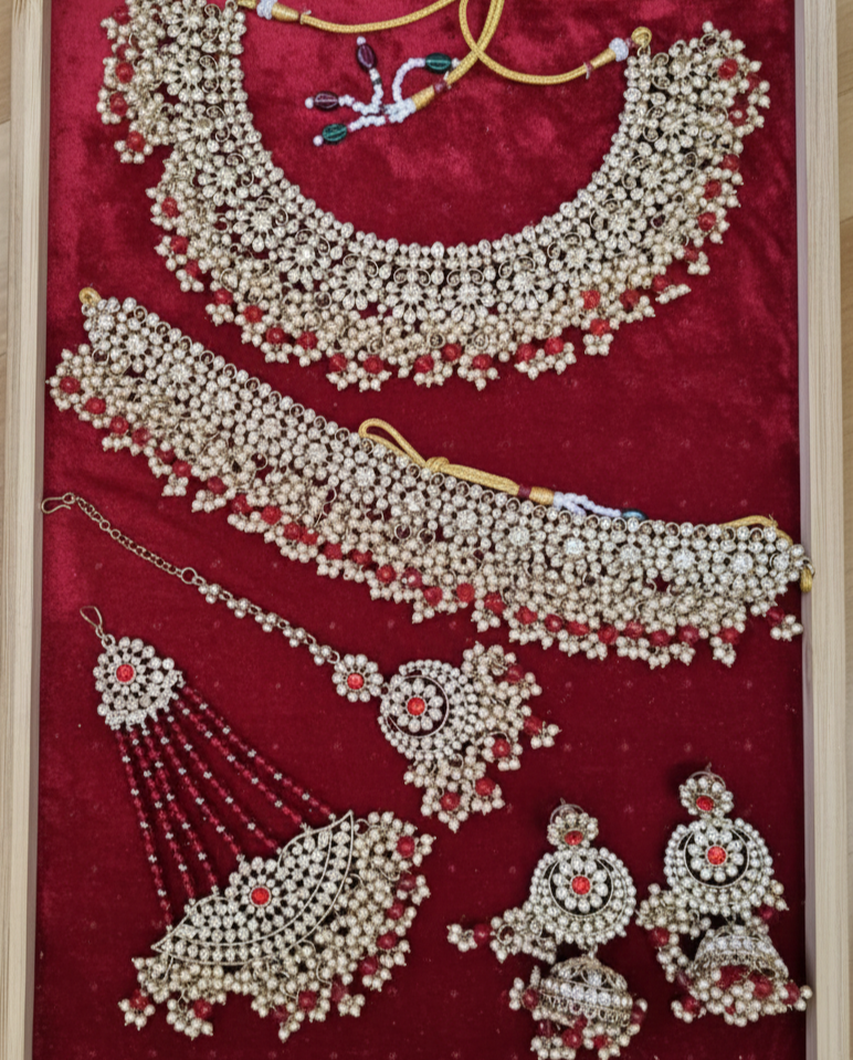 Shadaw Stone Bridal Jewelry Set Choker Necklace, Earring, Maang Tikka & Passa For Woman