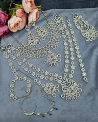 Antique Gold-Finish Complete Bridal Jewellery Set with Choker & Accessories
