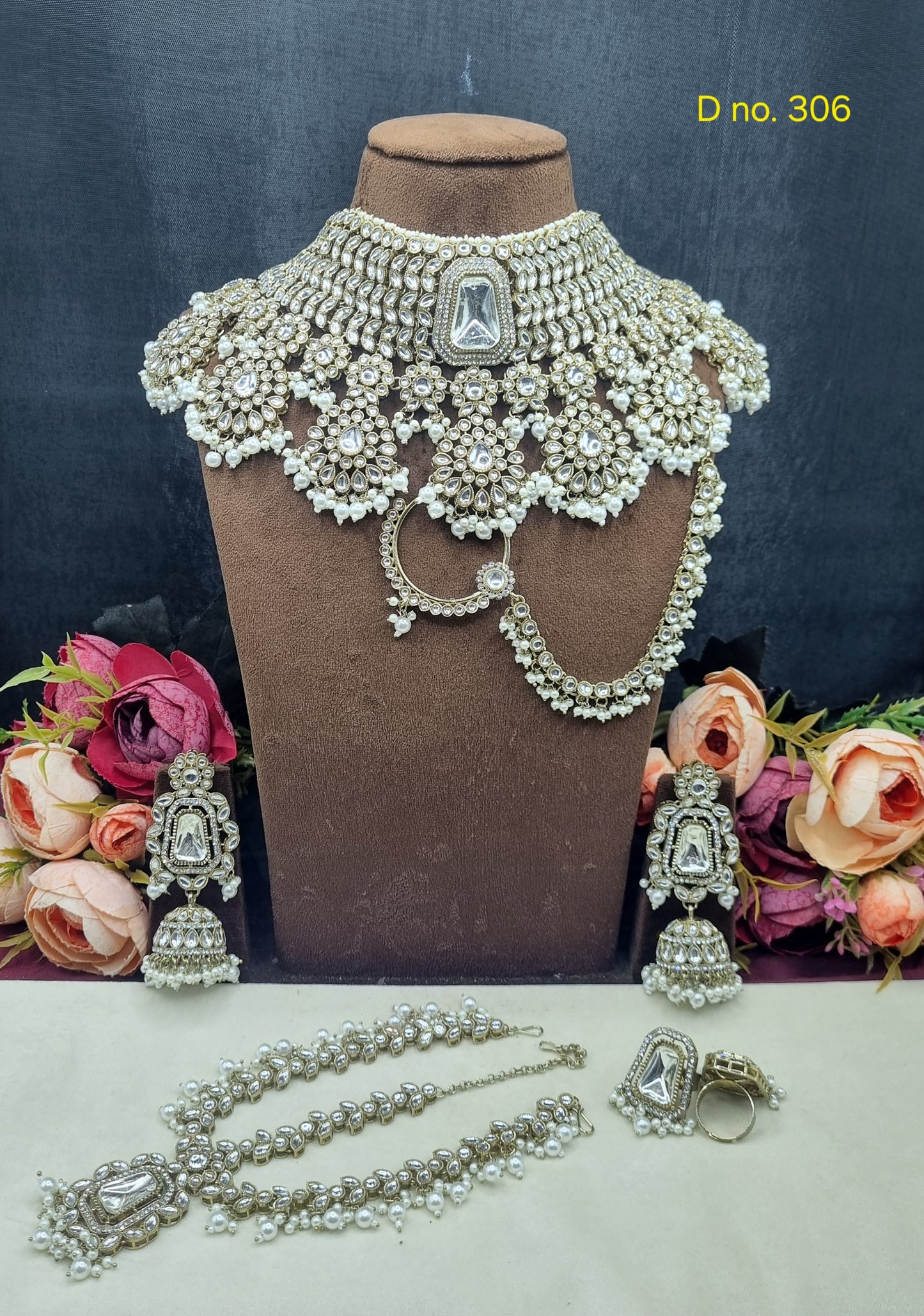 Antique Gold Finish Grand Bridal Jewellery Set