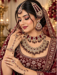 Complete Bridal Jewellery Set with Passa & Hathphool