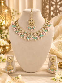 Traditional Floral Choker Necklace set With Earrings & Maang Tikka