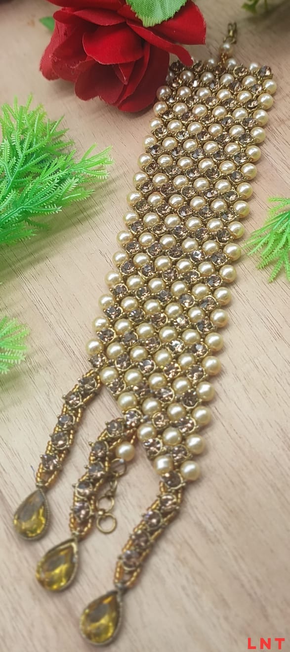 Gold-Plated Teardrop Pearl Bracelet For Woman & Girls