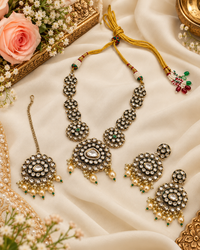 Kundan Medallion Necklace Set