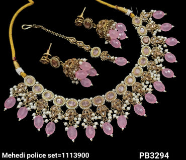 Traditional Antique Gold Necklace Set with Earrings and Maang Tikka – Pearl Drop Design