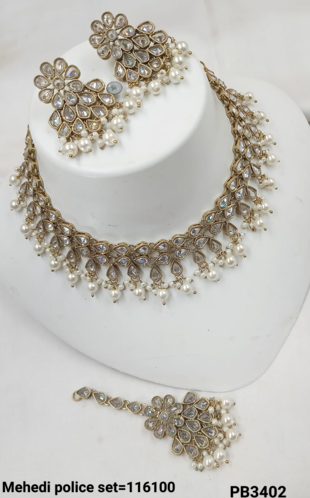 Fancy Choker Antique Gold Plated Necklace Set