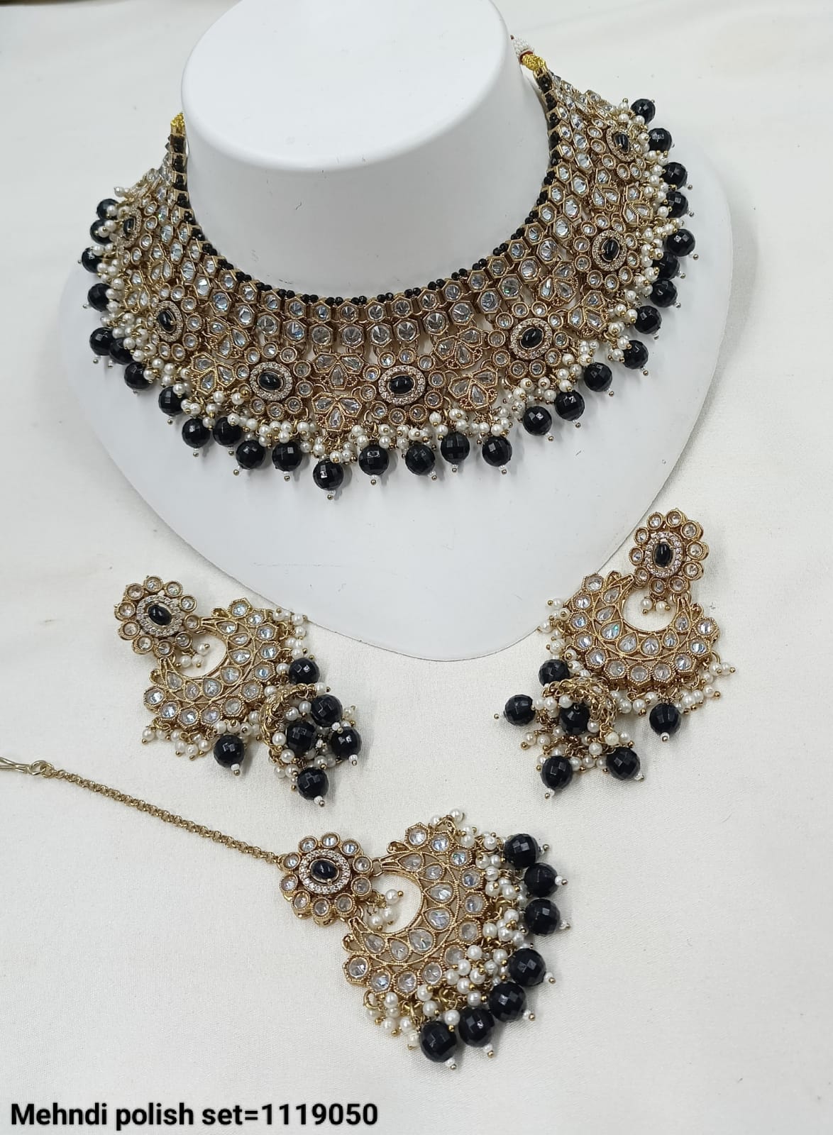 Traditional CZ Bridal Jewelry Set – Necklace, Earrings & Maang Tikka