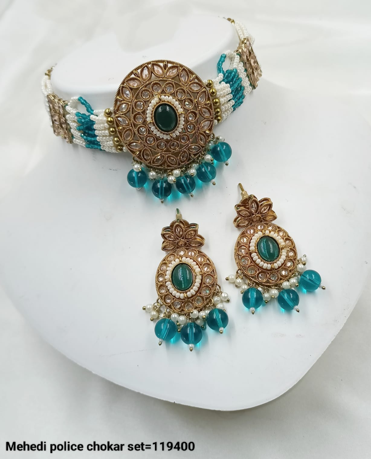 Traditional Antique Gold Plated Choker Necklace Set