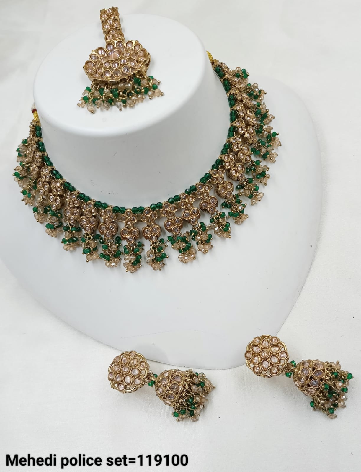 Antique Gold Plated Fancy Choker Necklace Set