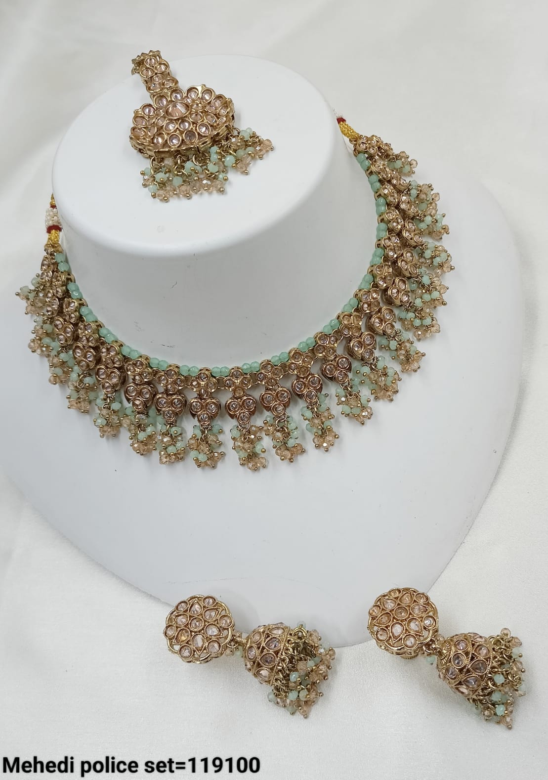 Antique Gold Plated Fancy Choker Necklace Set