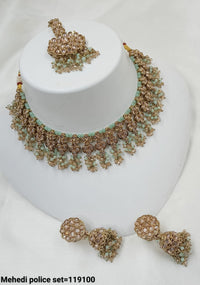 Antique Gold Plated Fancy Choker Necklace Set