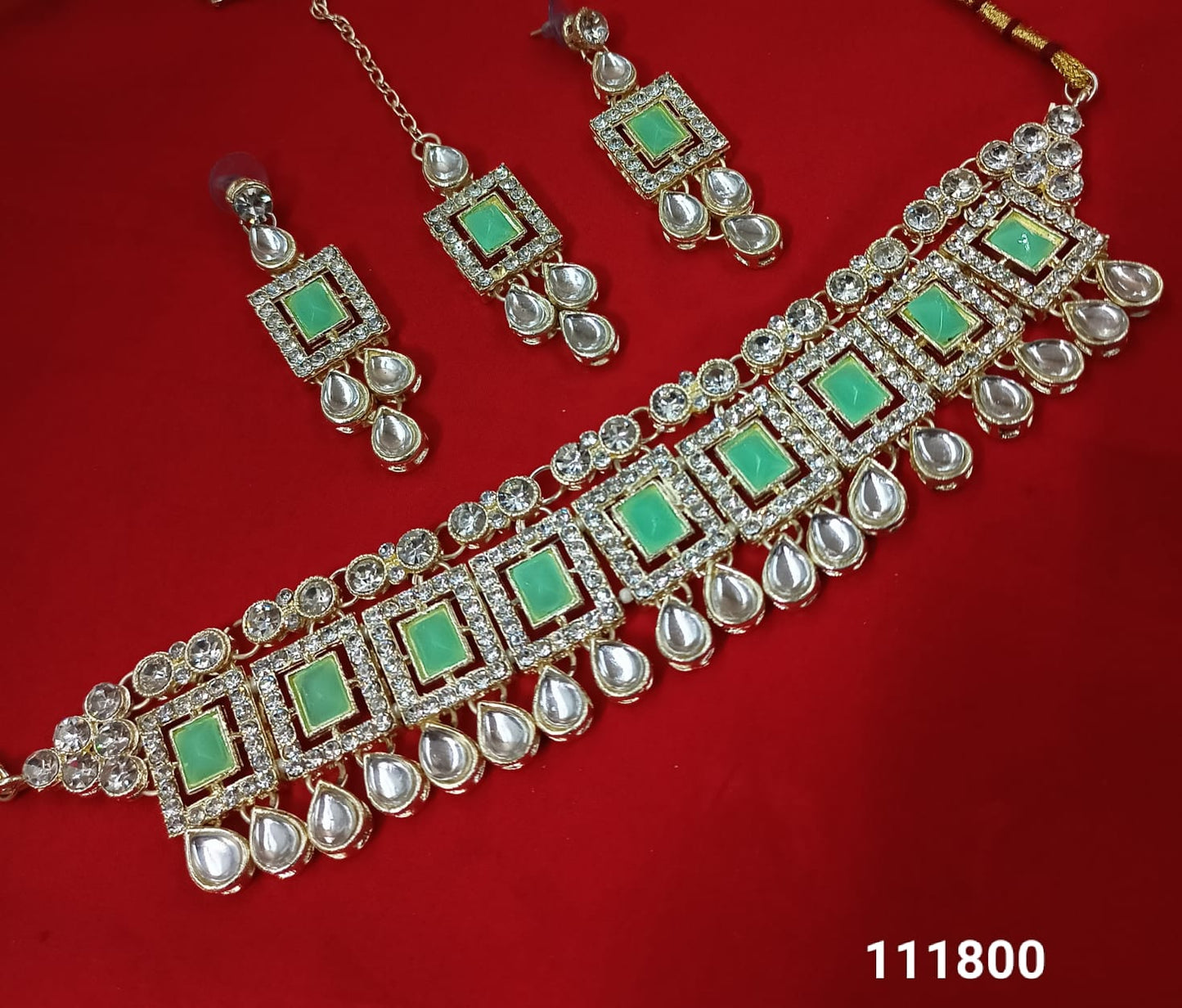 Amazing Gold Plated Choker Necklace Set
