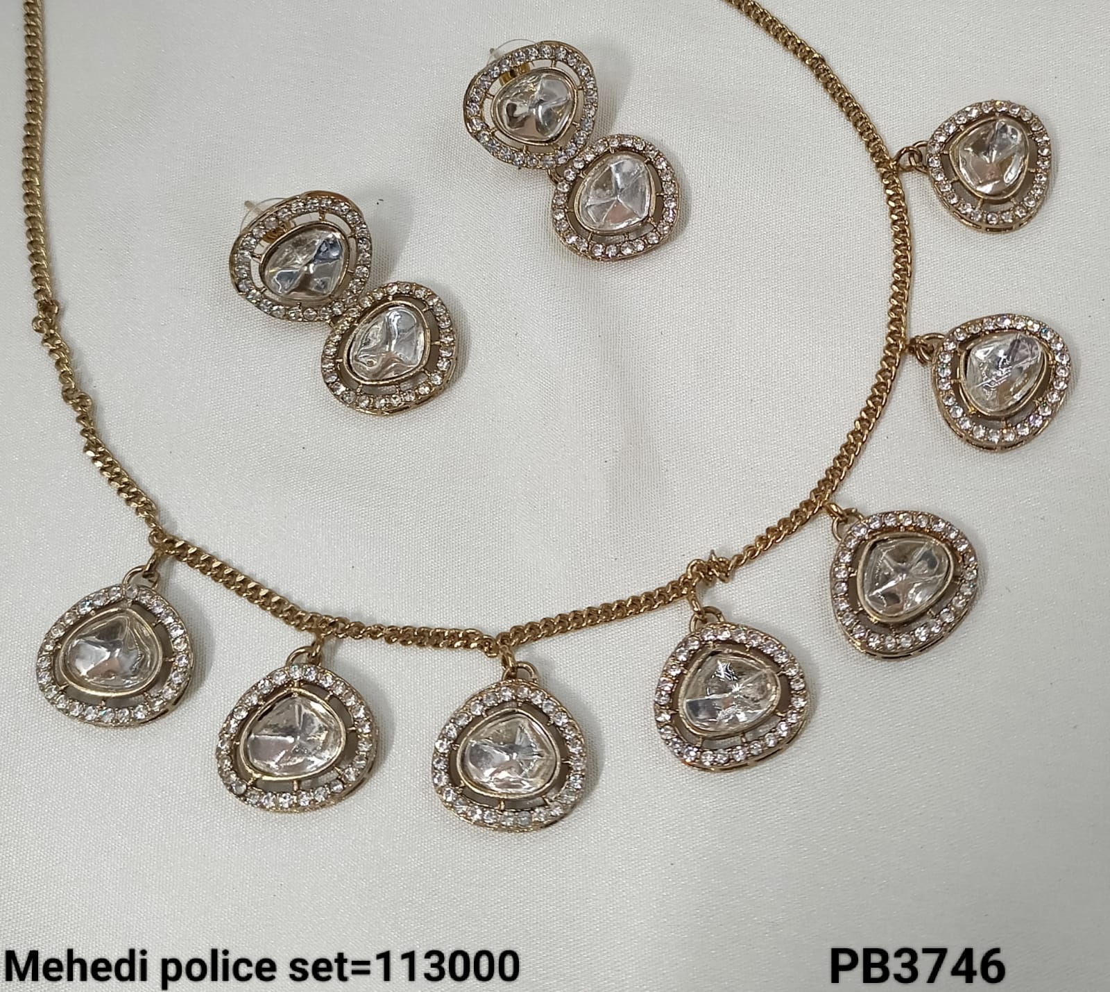 Antique Gold Plated Fancy Choker Necklace Set