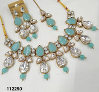 Antique Pearl & Gold Plated Choker Jewellery Set