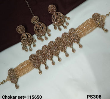 Elegant Mehedi Police Choker Set with Detailed Pendant and Matching Earrings