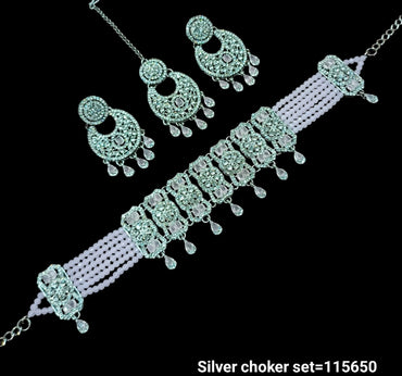 Elegant Silver Choker Set with Intricate Detailing and Matching Earrings