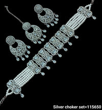 Elegant Silver Choker Set with Intricate Detailing and Matching Earrings