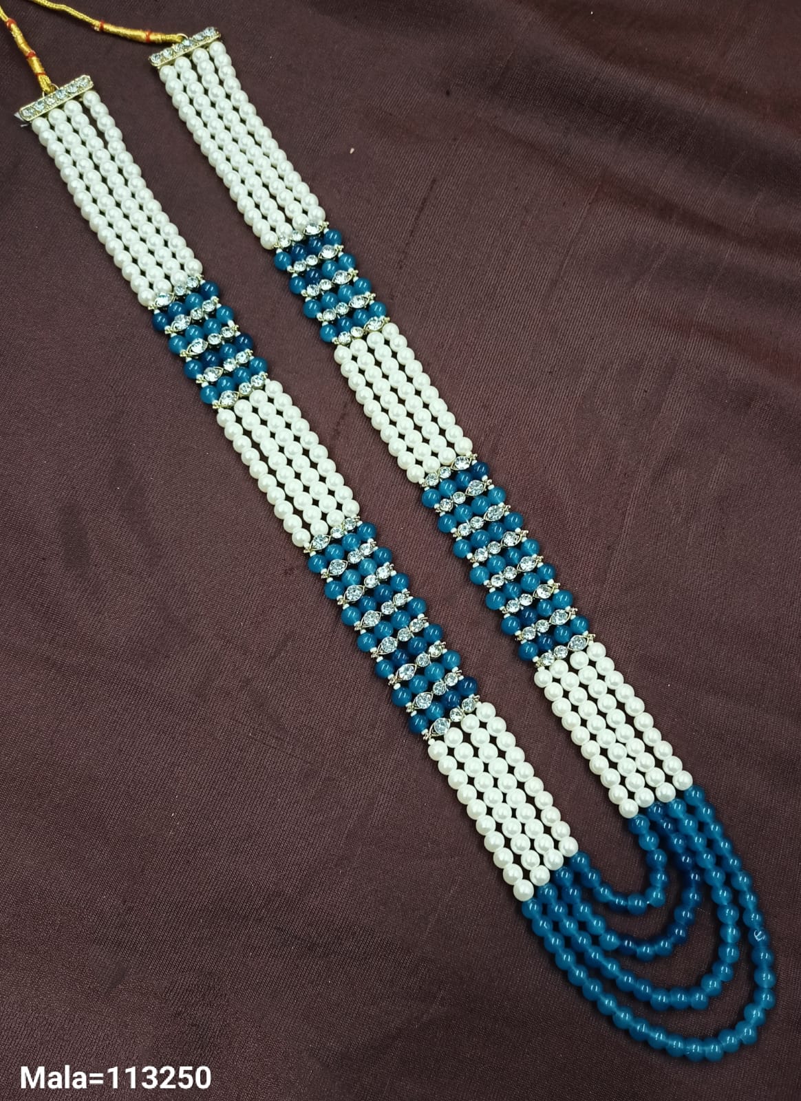 Elegant Multi-Strand Beaded Necklace with Rhinestone Accents – Traditional Design