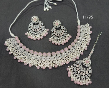 Traditional Pearl Cluster Choker Necklace Set with Floral Stone Design – Bridal & Festive Wear
